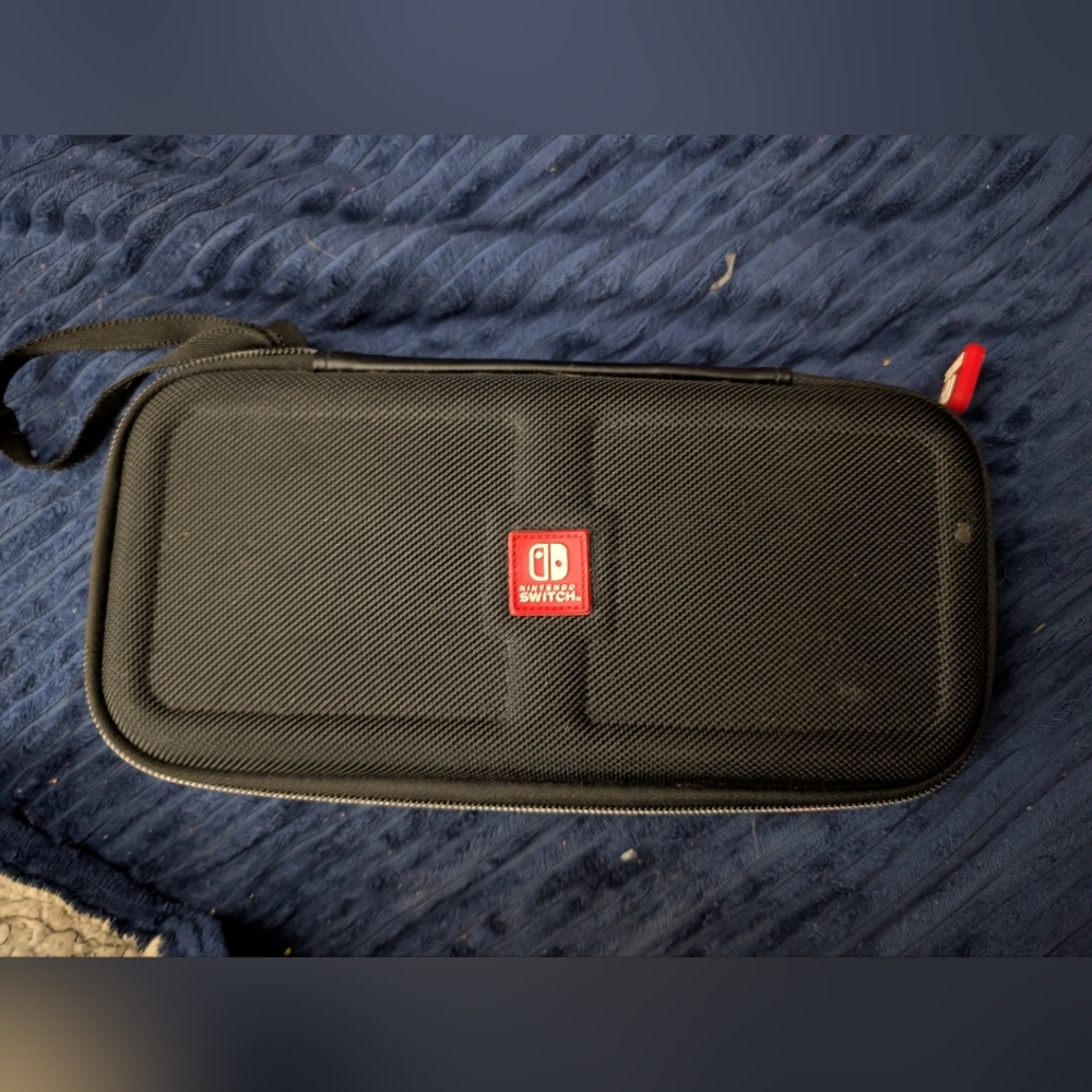 🦋 Nintendo Black and Red Switch Case